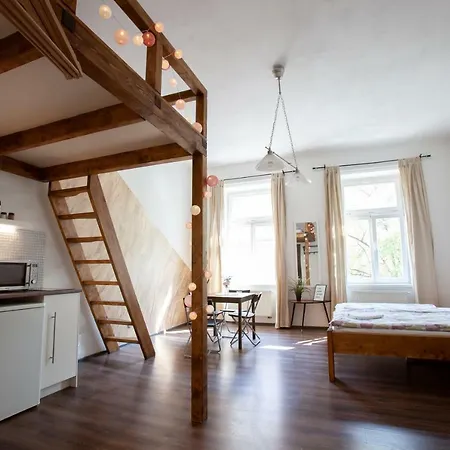 Wow Wow Apartment Prague Exterior photo