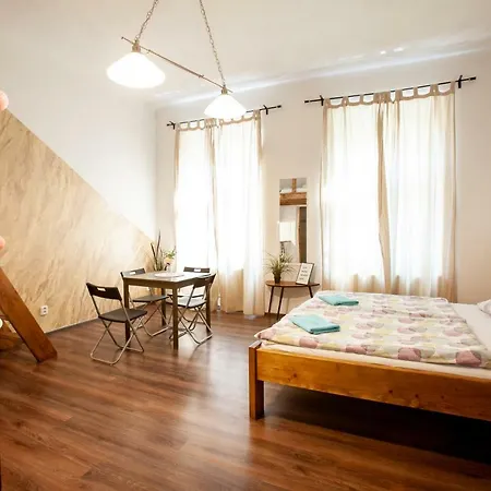 Wow Wow Apartment Prague Exterior photo