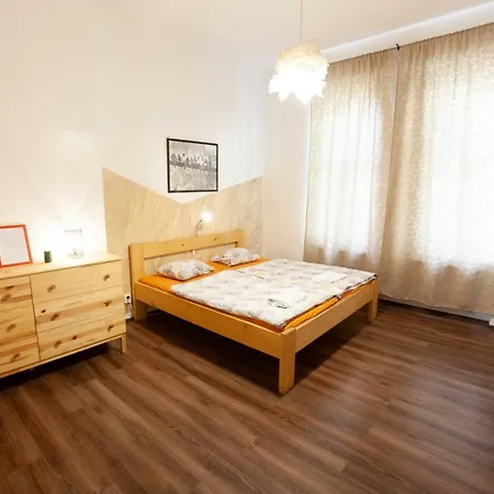 Wow Wow Apartment Prague Exterior photo